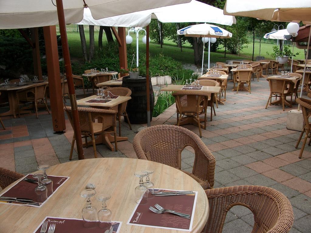 Kyriad Grenoble Sud - Seyssinet Zewnętrze zdjęcie